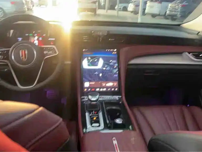 Hongqi H5 2023 2.0T Auto Smart Connect Flag Comfort фото 4