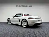 Photo 14 - Porsche 718