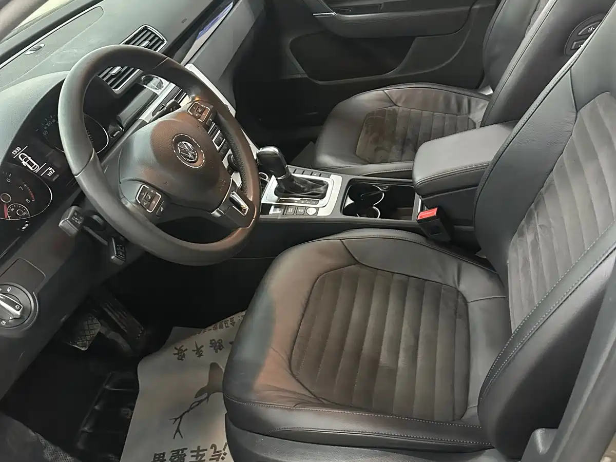 Volkswagen FAW-Volkswagen CC 2015 1.8TSI Luxury фото 3