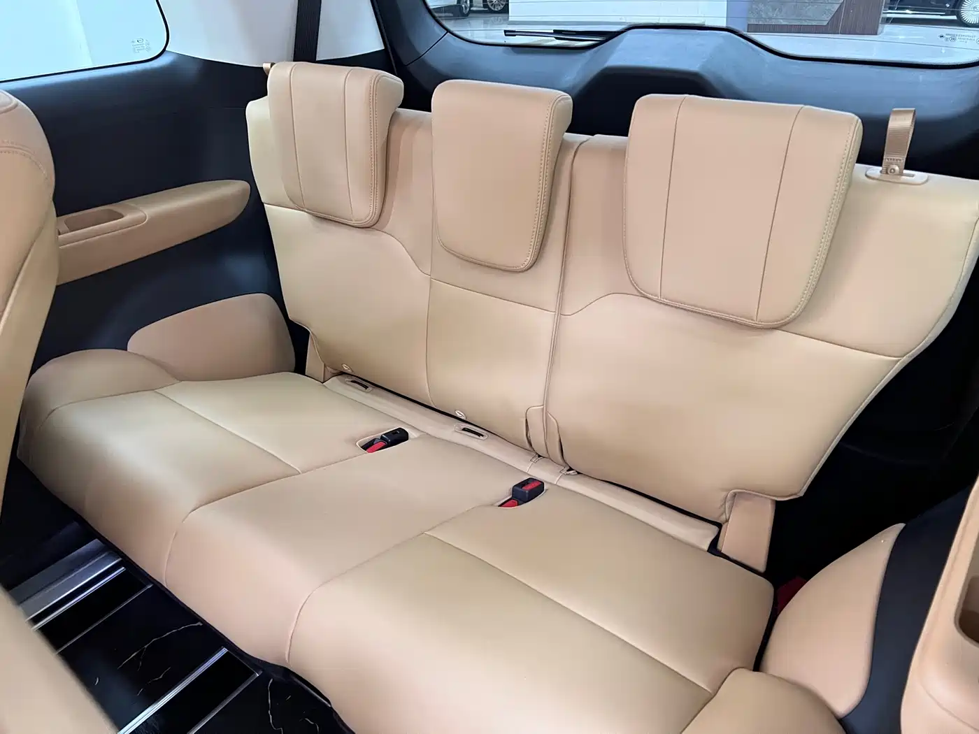 GAC Trumpchi Trumpchi E8 NEV 2024 Model 150km MAX+ фото 19