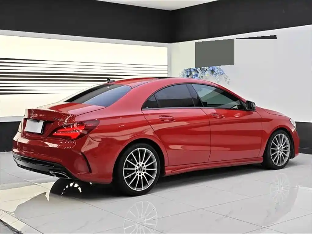 Mercedes-Benz CLA (Import) 2018 CLA 220 4MATIC фото 10