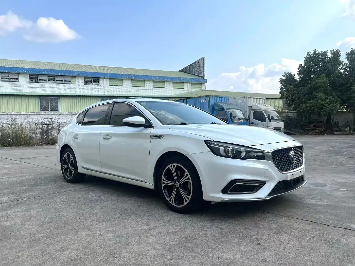 MG MG6 2018 2017 20T Automatic Luxury Smart Connect Version (China V)