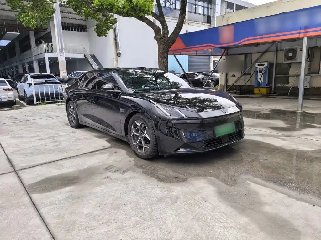 Lynk & Co Z10 2026 2025 Model 95kWh 806km RWD Smart Drive Max