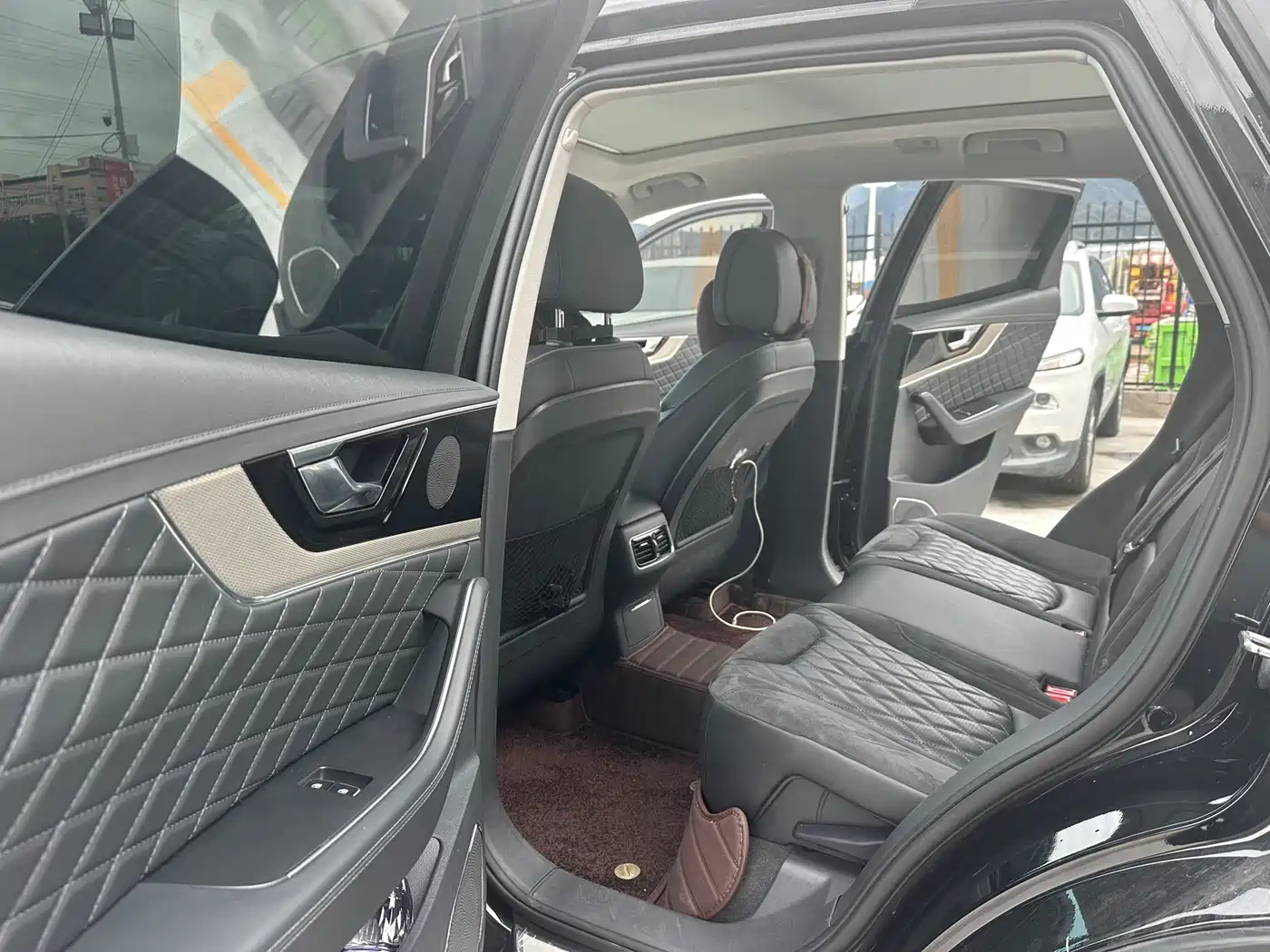 Hongqi HS5 2019 2.0T Smart Connect Enjoy 4WD Edition фото 6