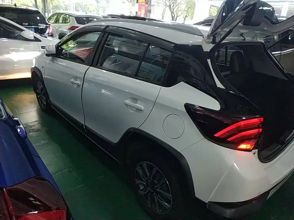 Toyota Yaris, миниатюра 5