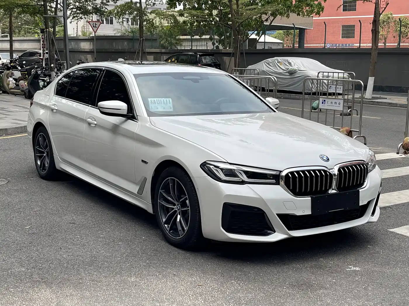 BMW 5 SERIES NEW ENERGY