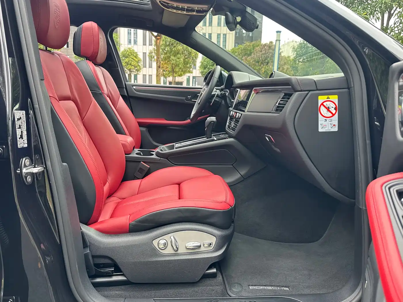 Porsche Macan 2023 Macan 2.0T фото 35