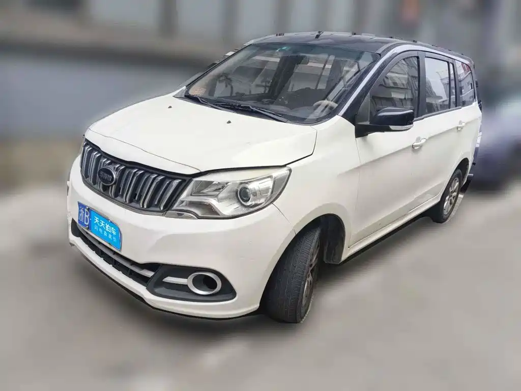 SWM Motor SWM X2 2021 2021 1.5L Manual Business 7-seater