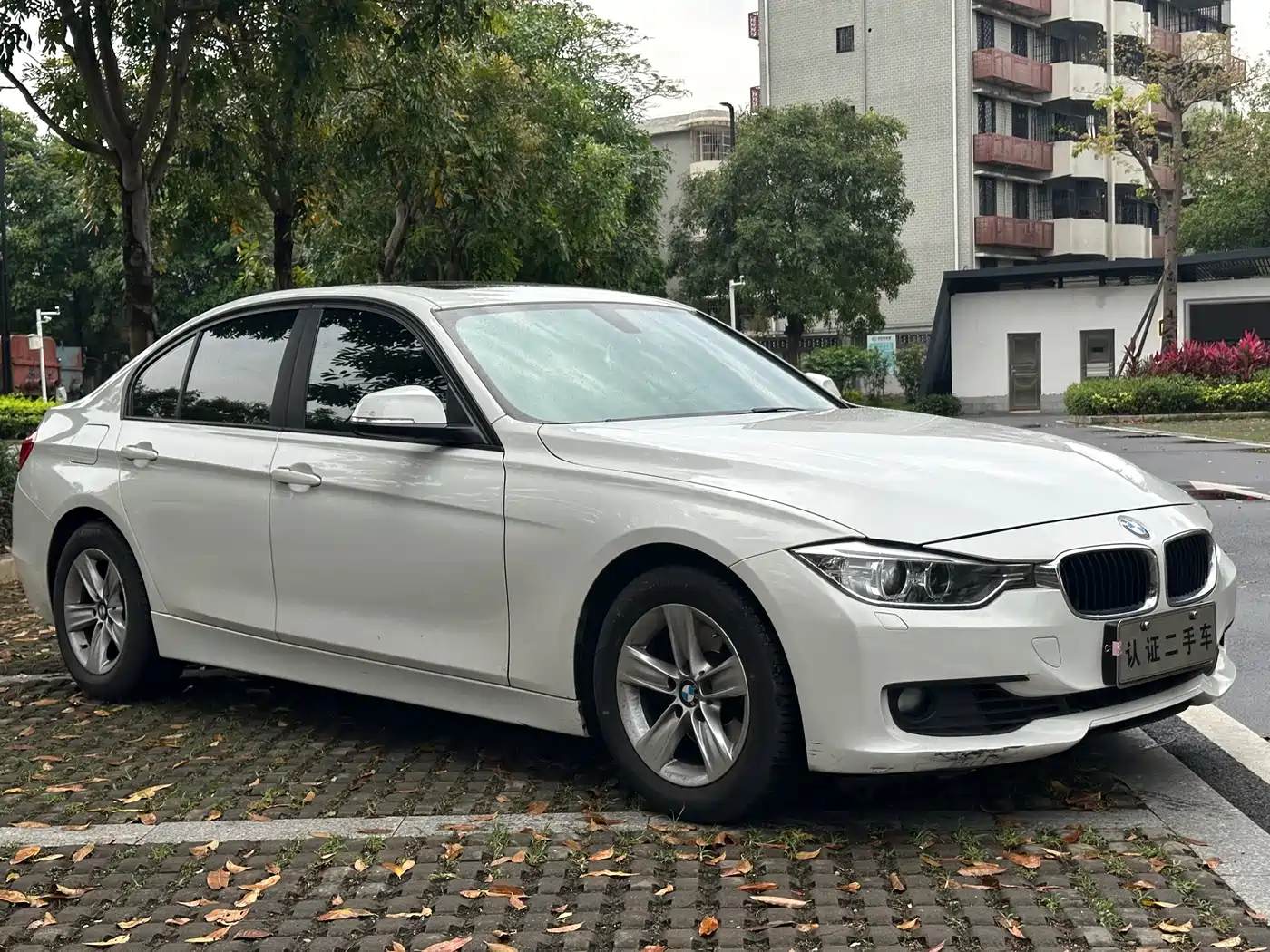 BMW 3 Series 2014 320i Fashion фото 3