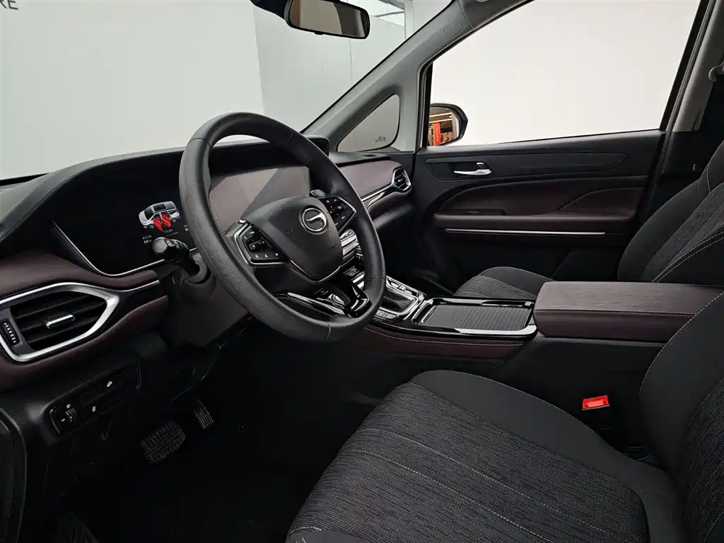 GAC Trumpchi Trumpchi M6 2023 PRO 270T DCT Elite Edition фото 3