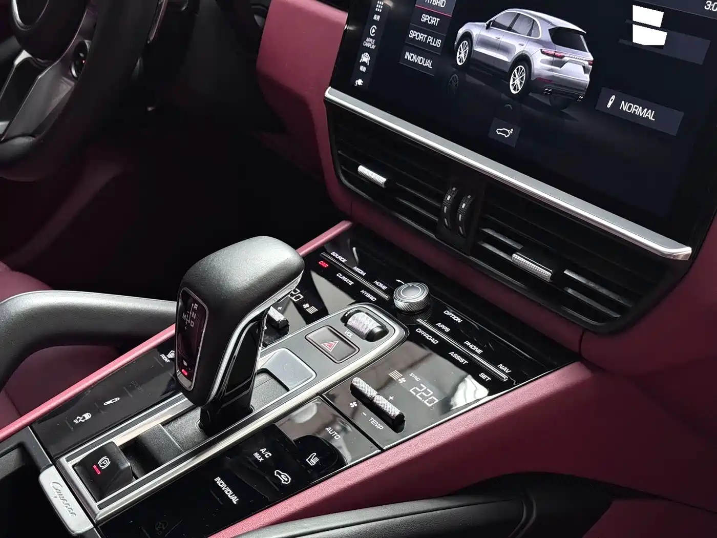 Porsche Cayenne New Energy 2019 Cayenne E-Hybrid 2.0T фото 14