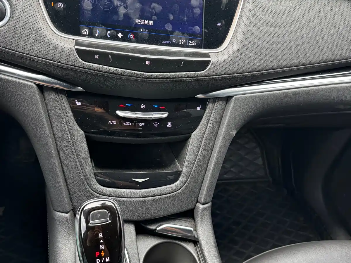 Cadillac XT6 2021 28T 7-Seater AWD Style фото 8