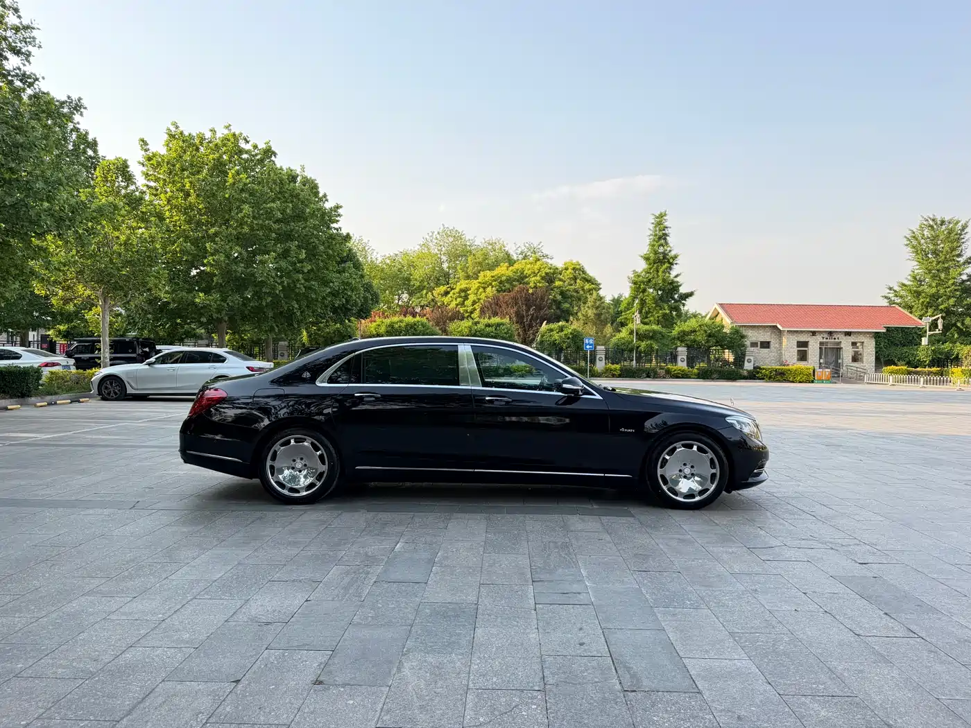 Mercedes-Benz Maybach S-Class 2015 S 400 4MATIC фото 9
