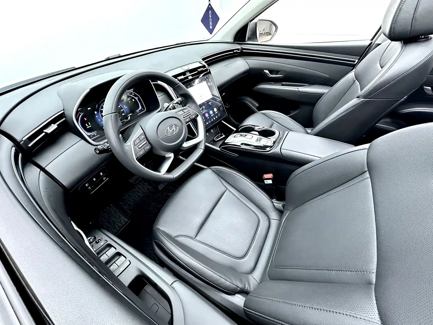 Hyundai Tucson 2023 Tucson L 1.5T Automatic 2WD DLX Luxury Edition фото 7