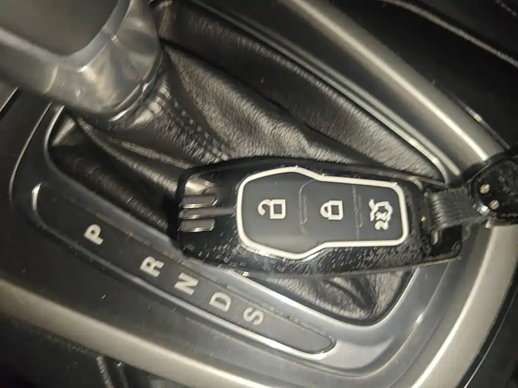 Фото 9 - Ford Edge