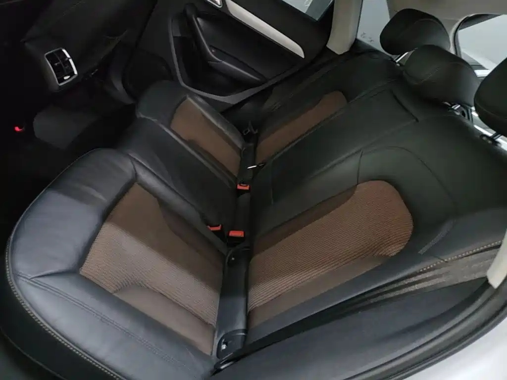 Audi Q3 2018 30th Anniversary Edition 30 TFSI Fashion фото 17