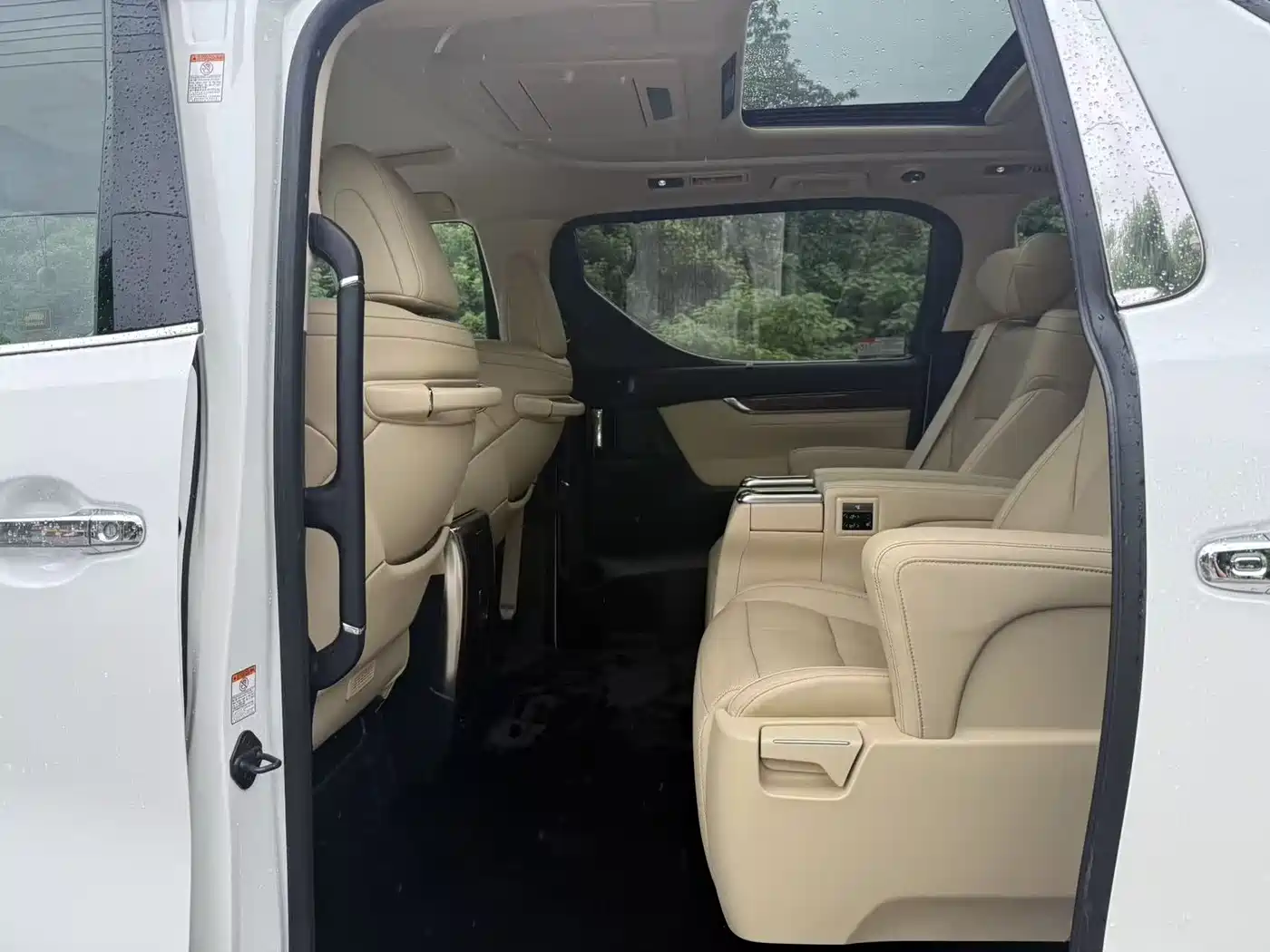 Toyota Alphard 2018 Facelift 3.5L Luxury Edition фото 7