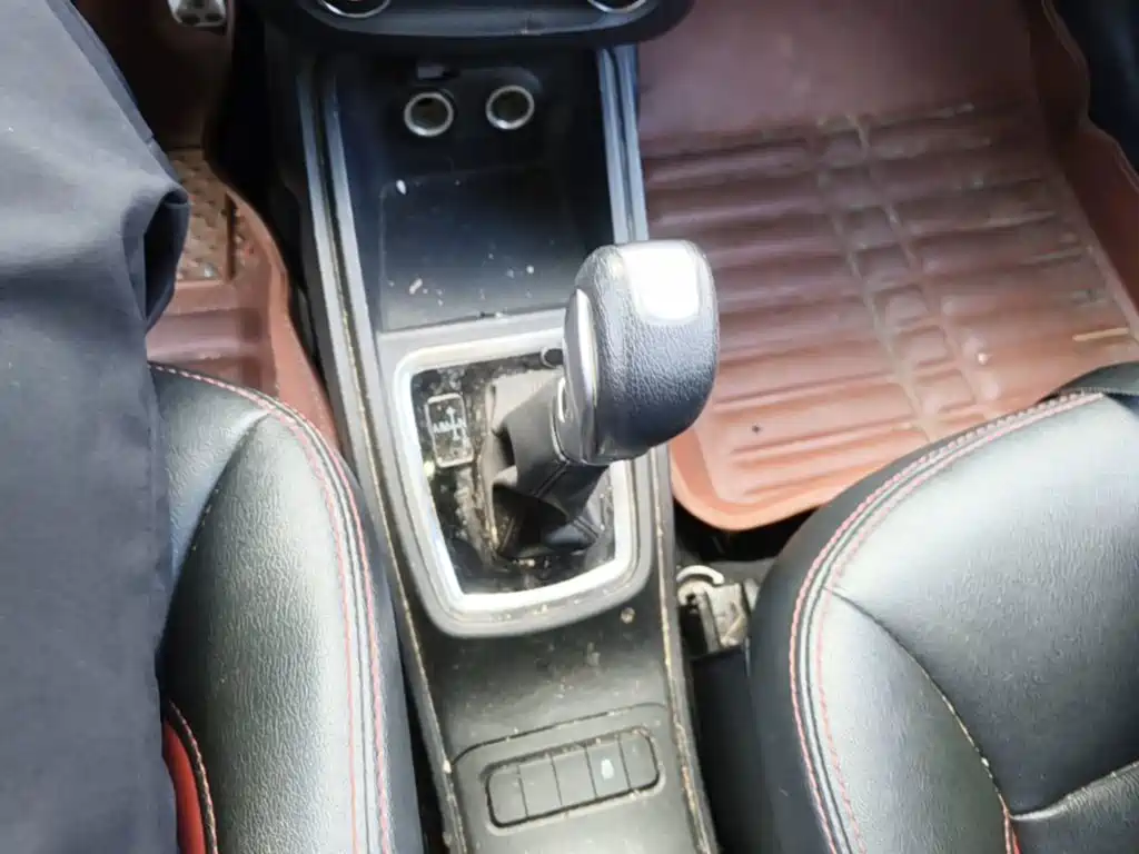 Haval H1 2015 2015 1.5L AMT Luxury