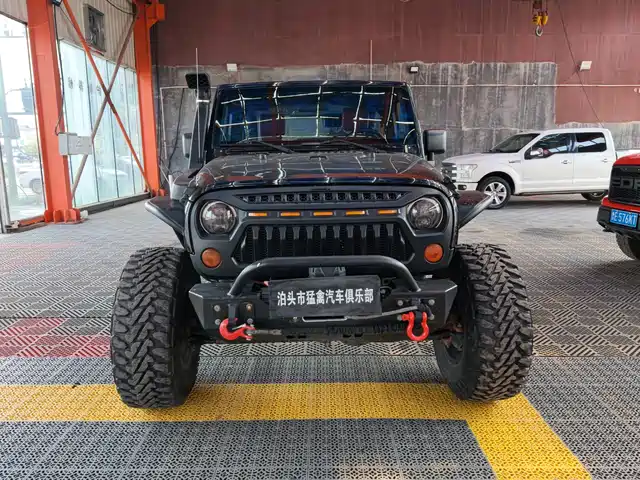  Jeep Wrangler 2010 3.8L Sahara 2-Door