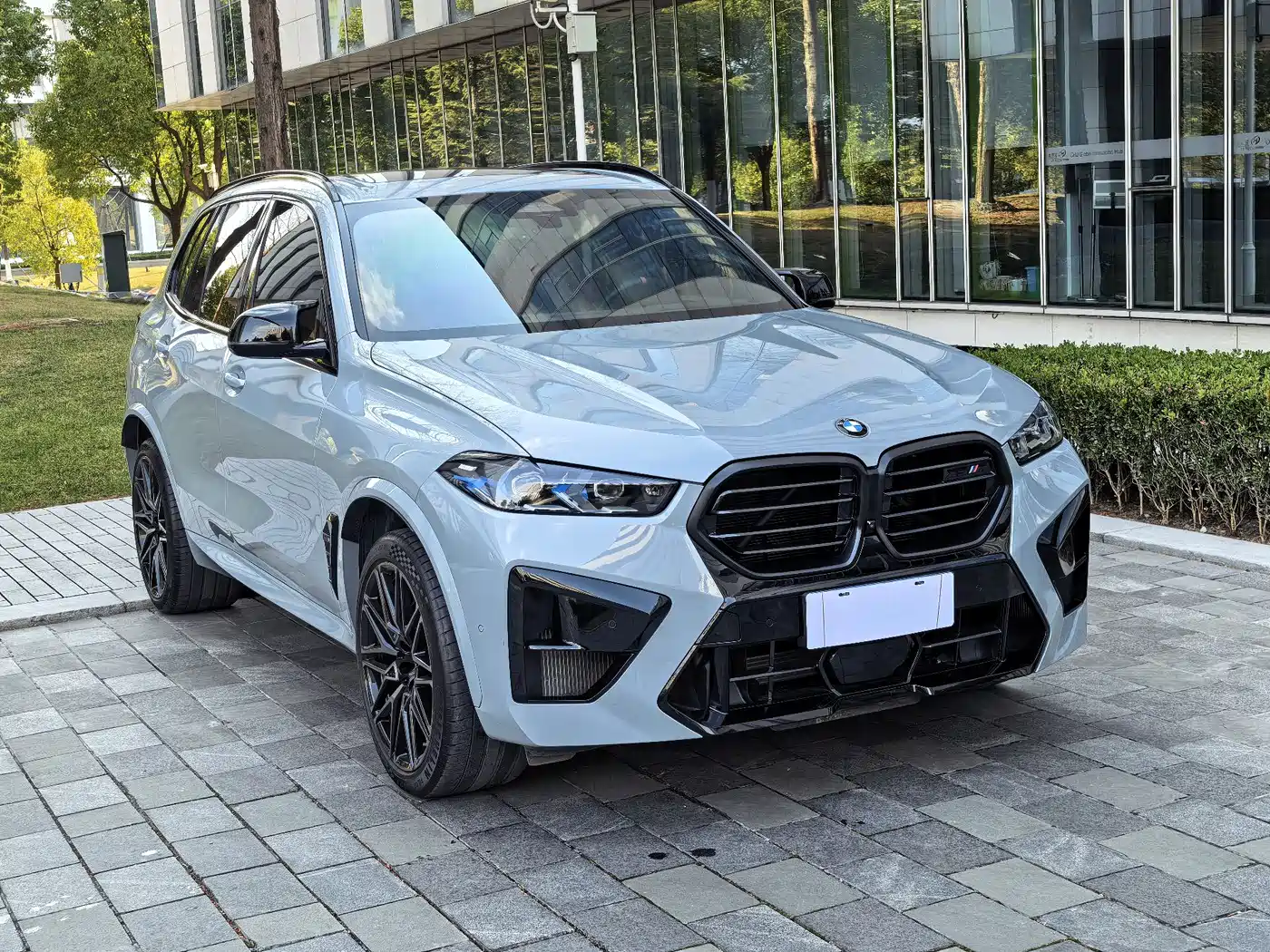 BMW X5 M 2023 Model X5 M Thunder Edition фото 3