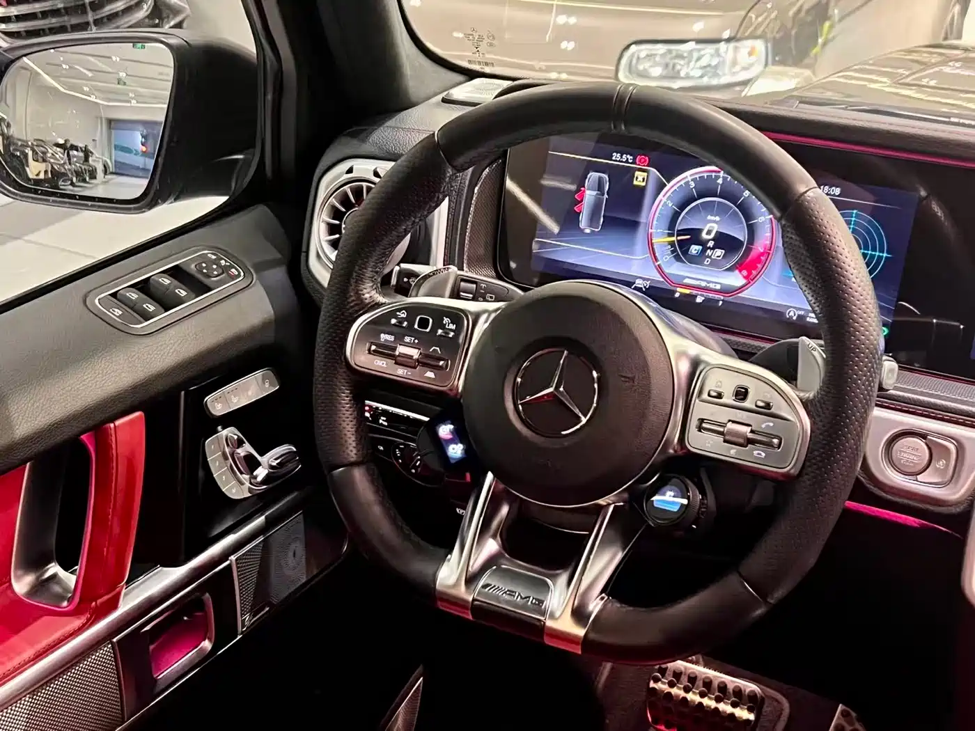 Mercedes-Benz G-Class AMG 2019 AMG G 63 фото 8