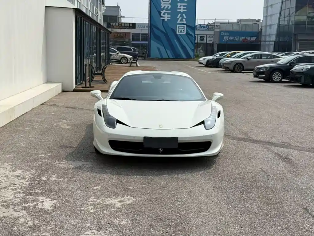 Ferrari 458 2015 2013 4.5L Spider
