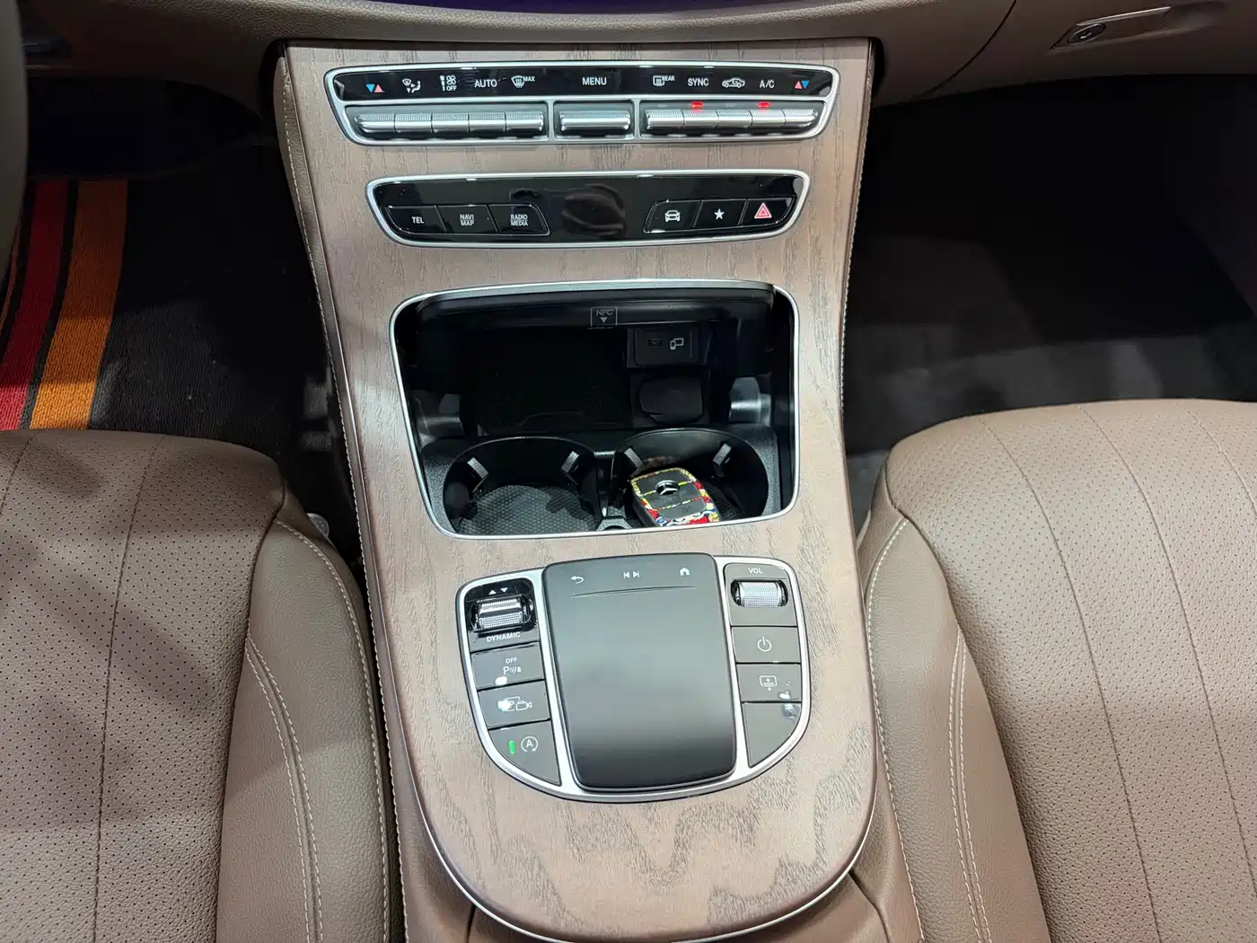 Mercedes-Benz E-Class 2022 Facelift III E 300 L Luxury фото 16