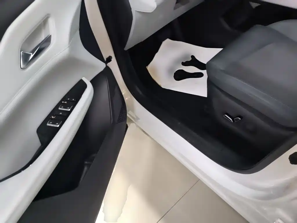Changan UNI-Z 2025 2025 1.5T Luxury Edition