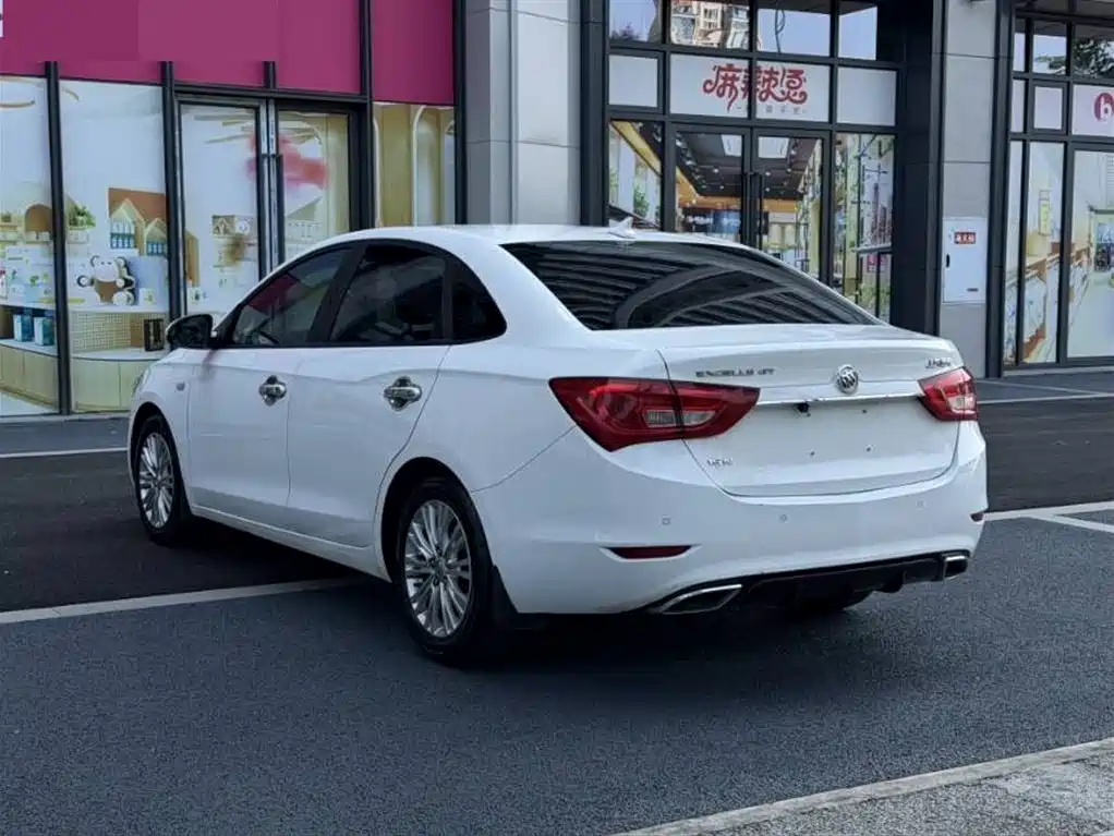 Buick Excelle 2017 15N Automatic Progressive фото 9