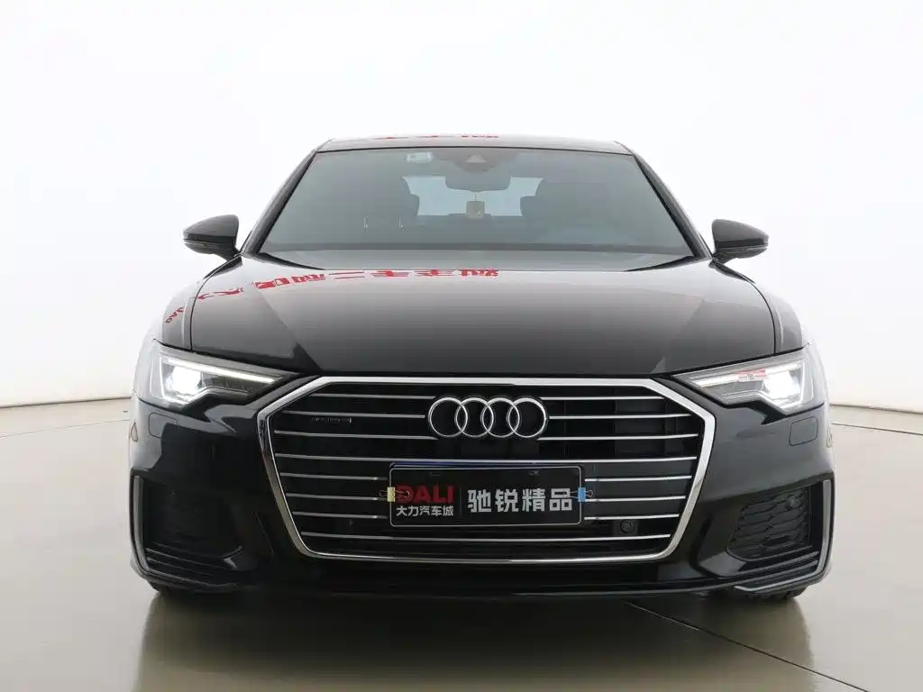 Audi A6L 2021 40 TFSI Luxury Sport фото 2