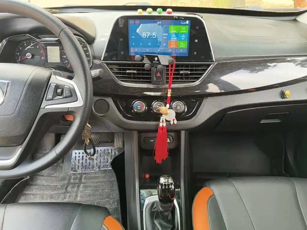 Baojun 310 2017 2016 1.2L Manual Luxury Type
