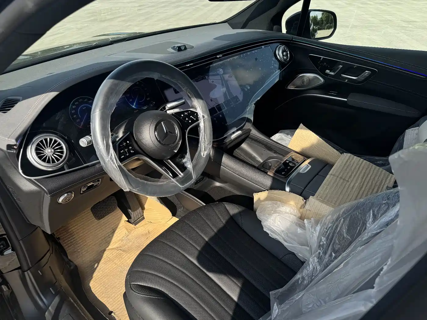Mercedes-Benz EQS SUV 2026 2025 Model 500 4MATIC