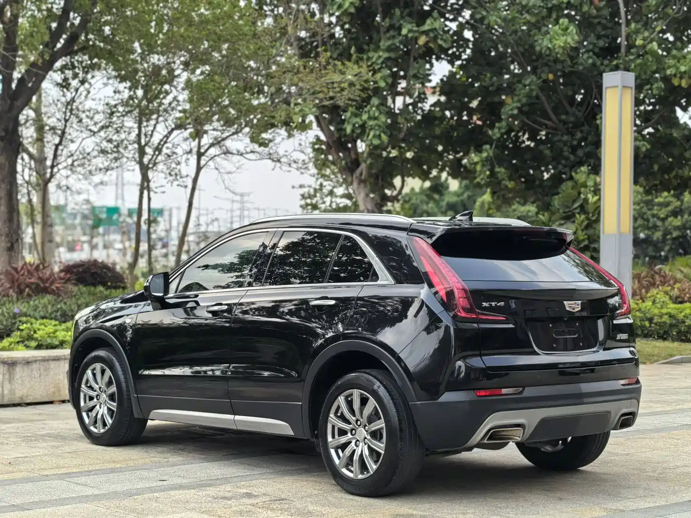 Cadillac XT4 2020 28T FWD Leading Trim фото 10