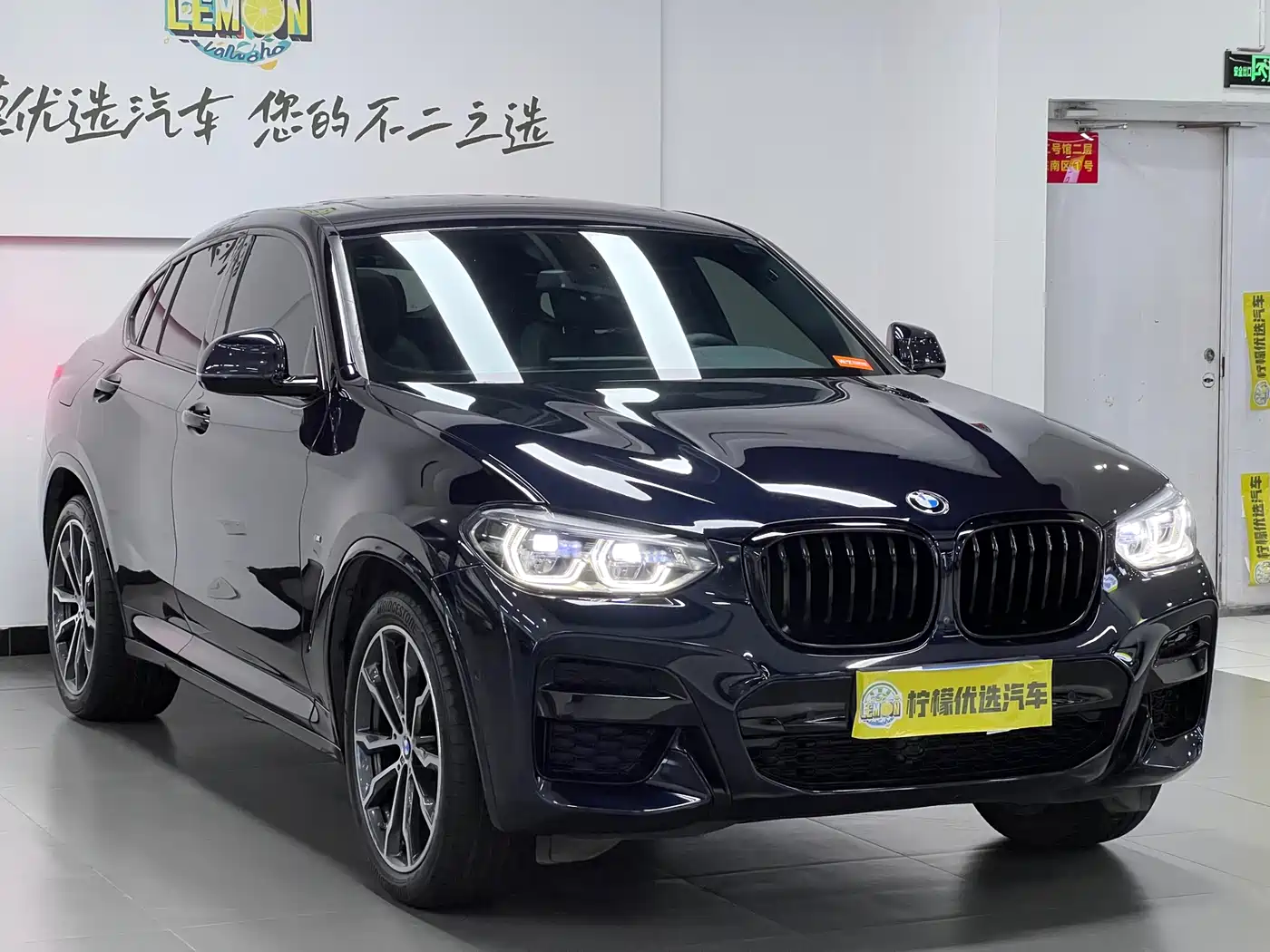 BMW X4 2021 xDrive 25i M Sport Glorious Night Package фото 3