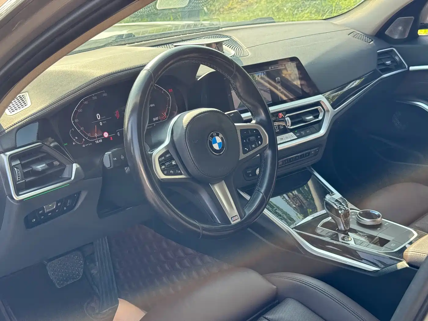 BMW 3 Series 2022 325Li M Sport Package фото 4