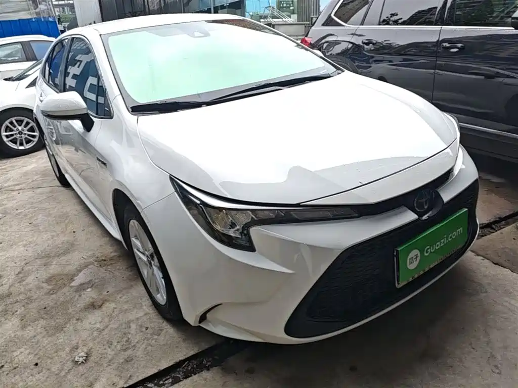 Toyota Levin 2022 Dual Engine 1.8H E-CVT Leading Edition фото 4