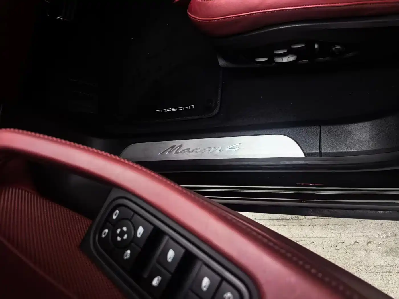 Porsche Macan EV 2024 Macan 4 фото 12