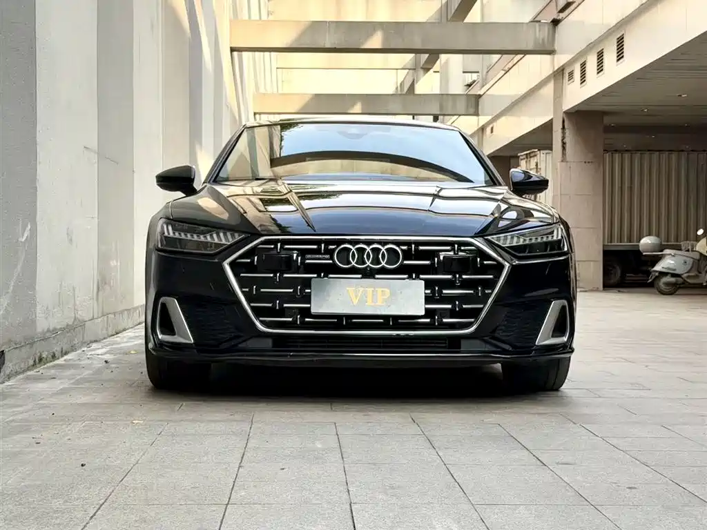 Audi A7L 2022 45 TFSI quattro S-line Paladin фото 2