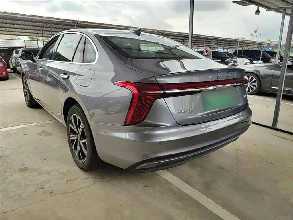 Hongqi H5 PHEV 2025 170 Super Hybrid Edition фото 5