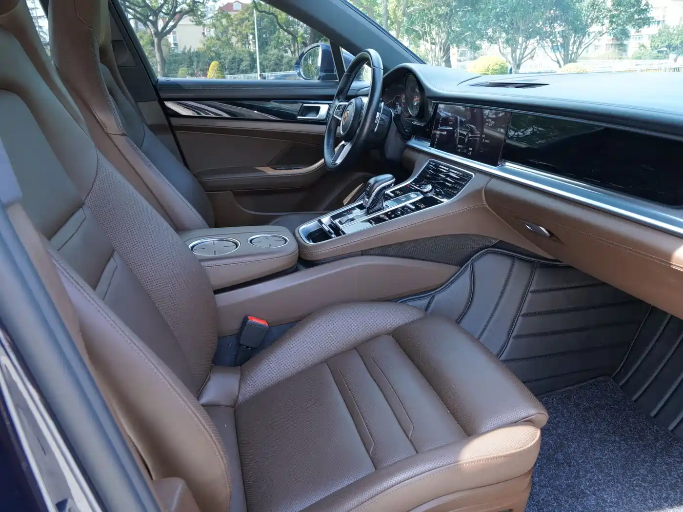 Porsche Panamera 2017 Panamera Executive Long Wheelbase 3.0T фото 8