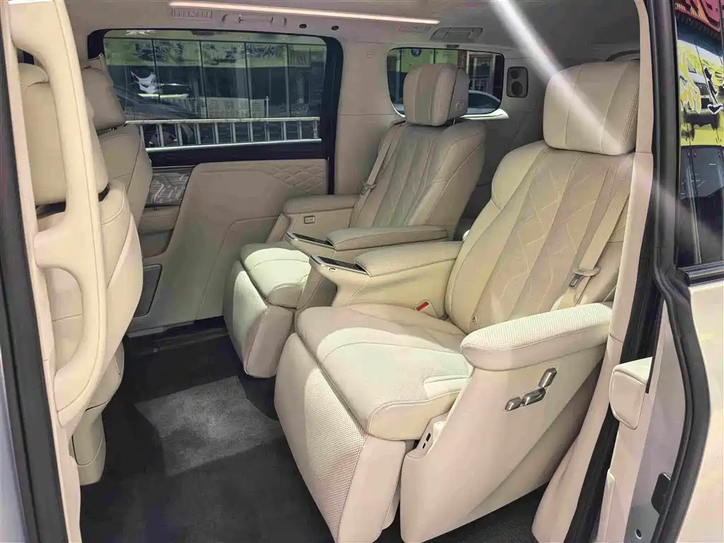 Buick Zhijing Shijia 2026 2026 Model PHEV Base Version