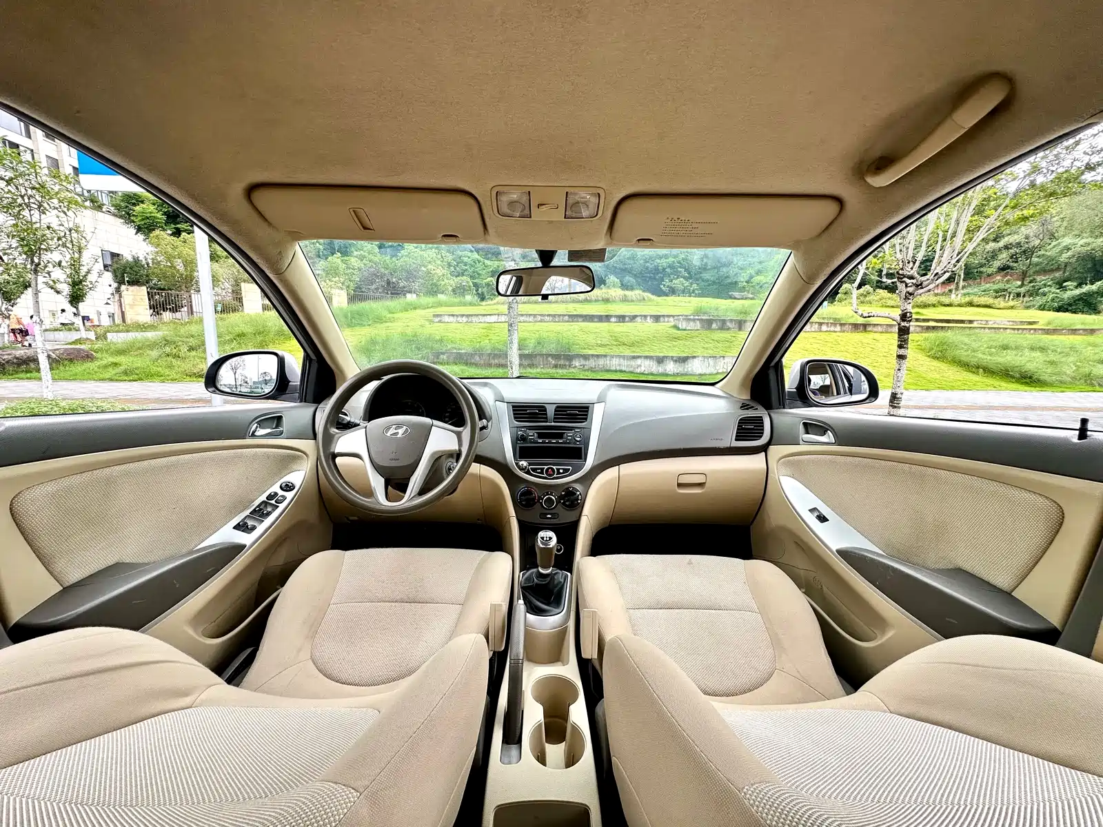 صورة 30 - Hyundai Verna