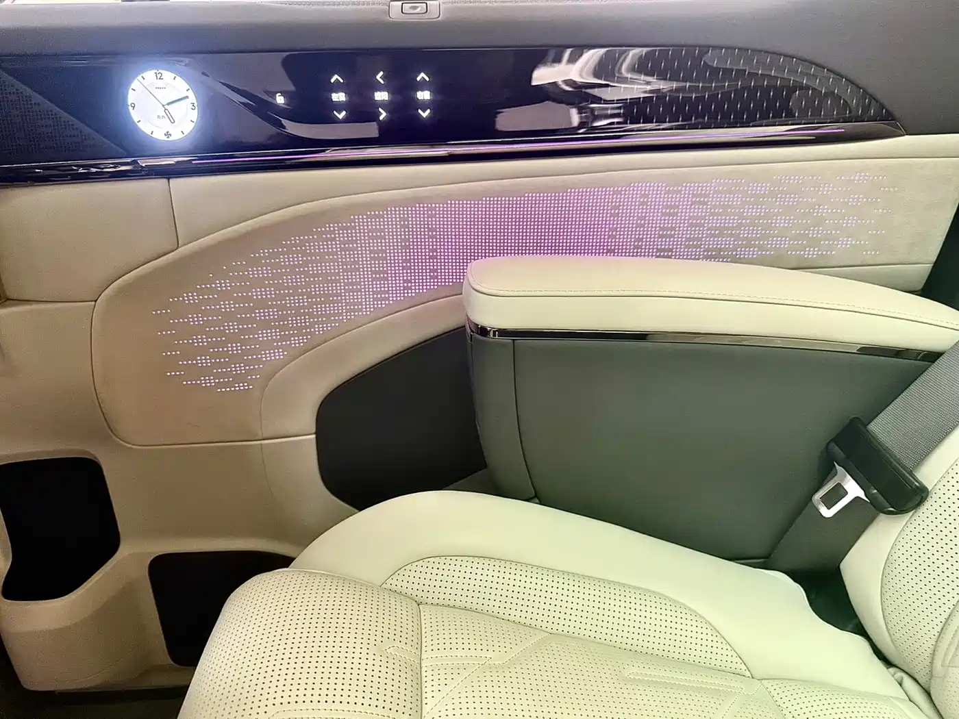 ZEEKR EXTREME KRYPTON 009