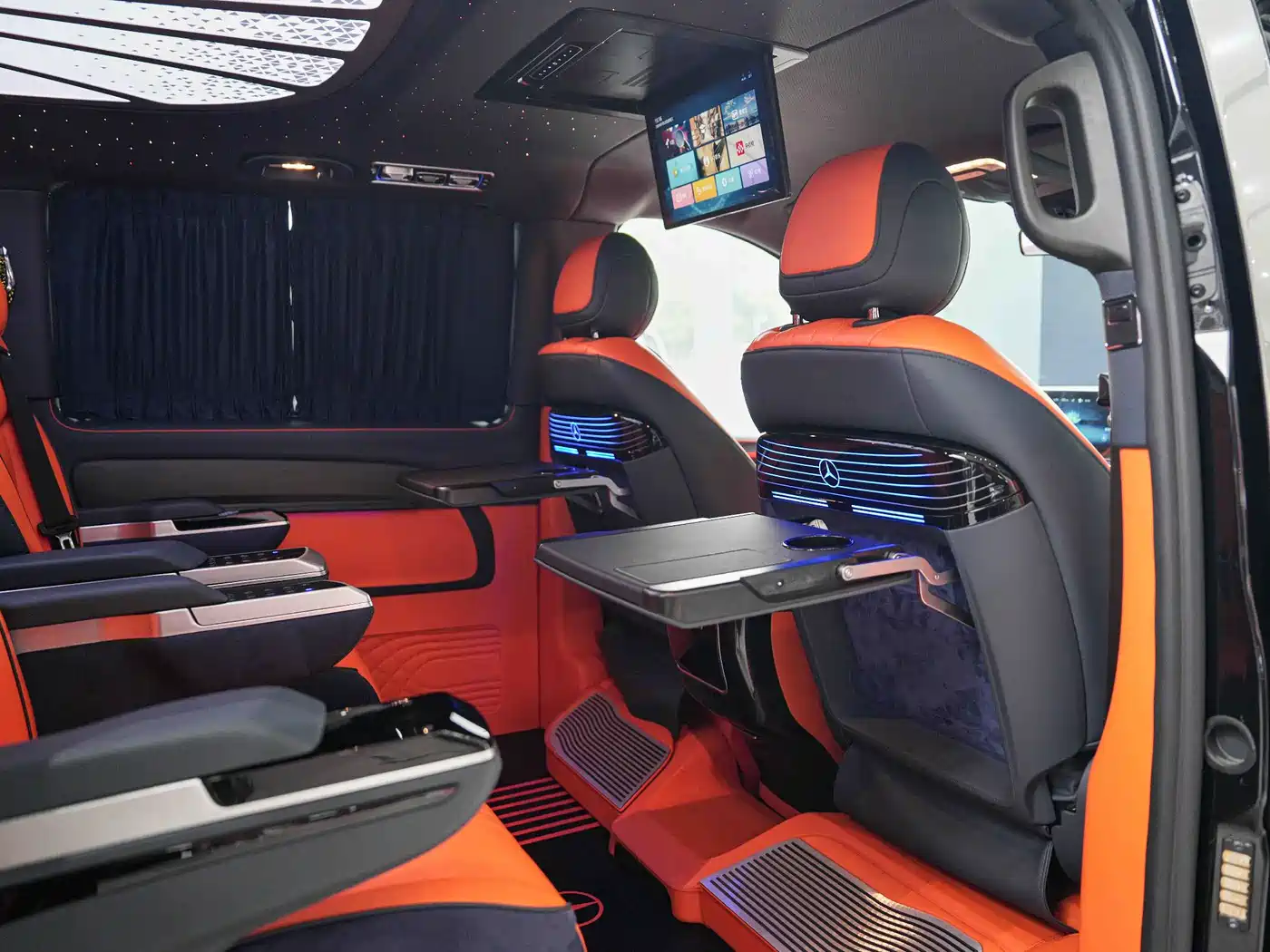 Mercedes-Benz Vito 2023 2.0T Elite 7-Seater фото 8