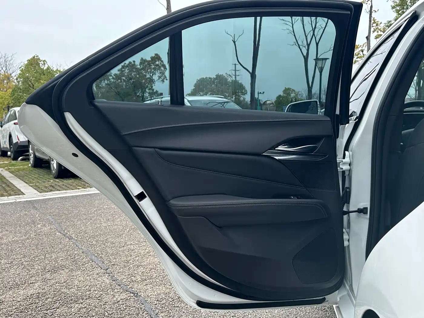 Cadillac CT4 2021 28T Luxury Model фото 25