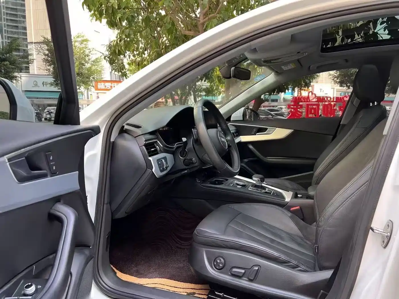 Фото 7 - Audi A4L