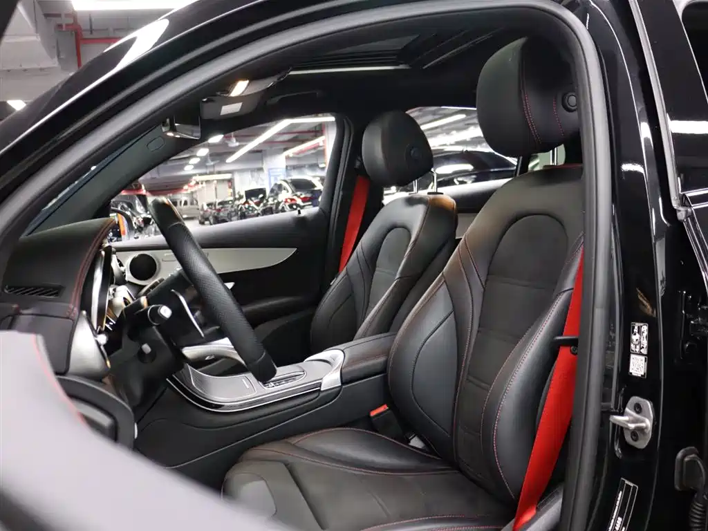 Mercedes-Benz GLC Coupe AMG 2022 AMG GLC 43 4MATIC Coupe SUV фото 9