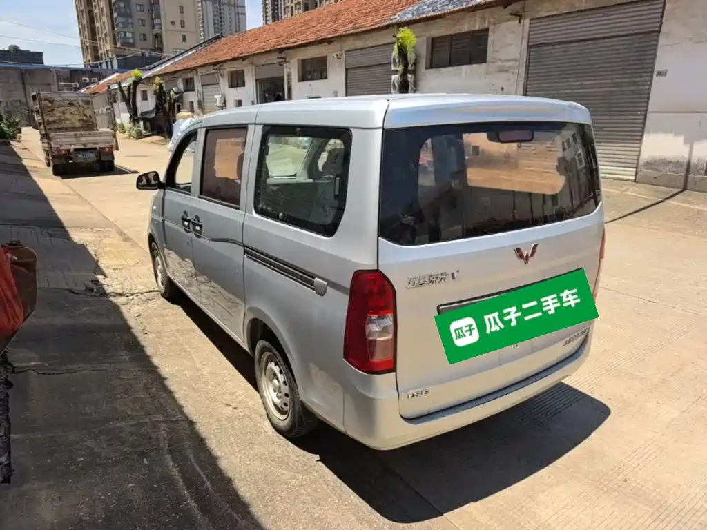 Wuling Motors Wuling Rongguang V 2018 2018 1.5L Utility Model