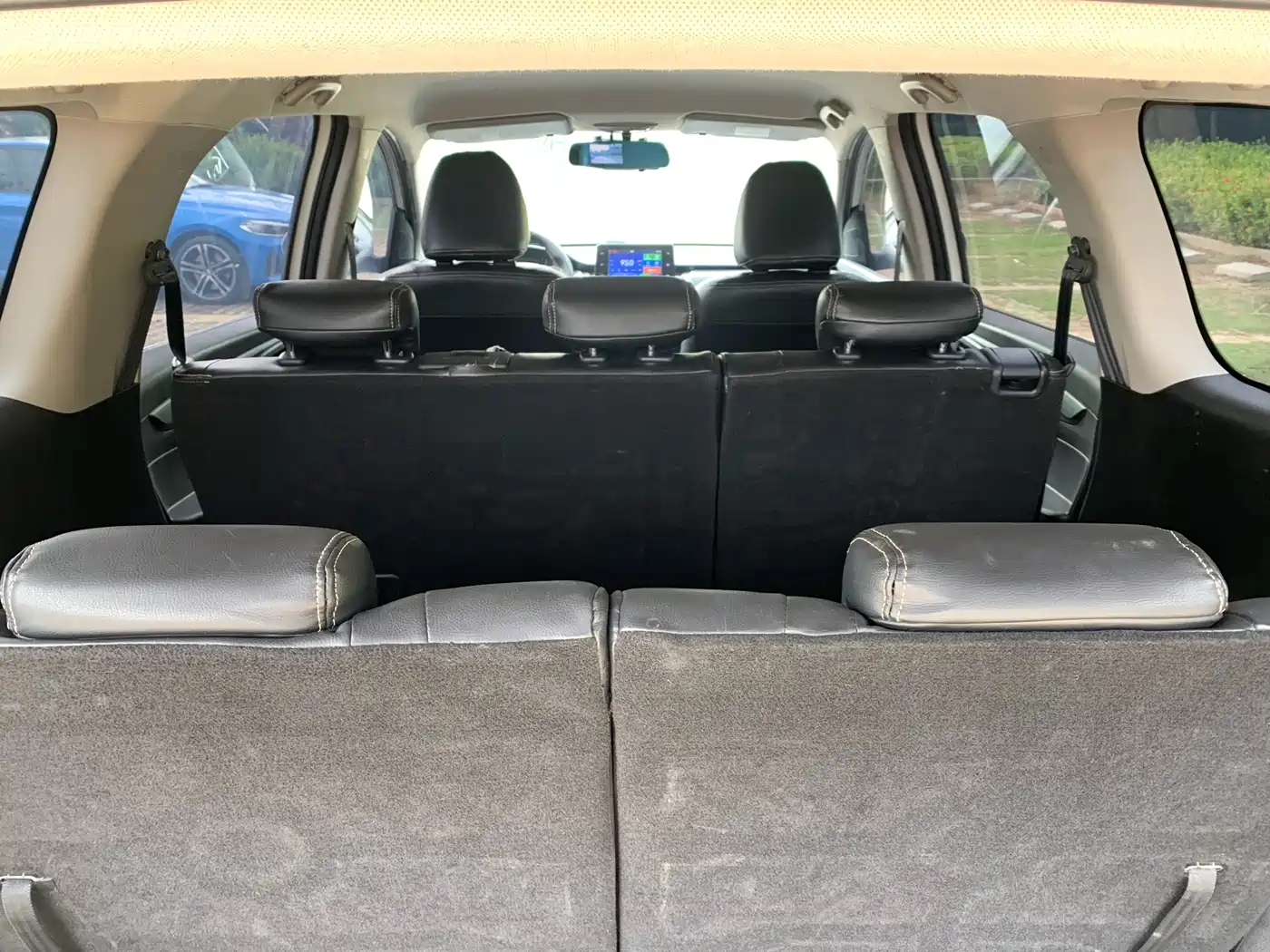 Baojun 730 2019 2019 1.5T CVT Fashion 7-Seater China V