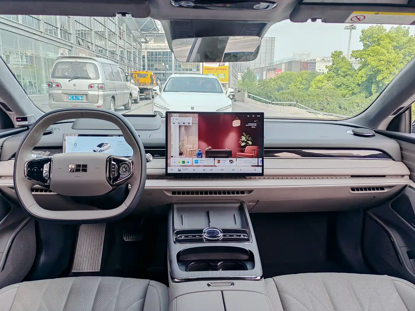Geely Galaxy Galaxy Xingyao 8 2025 130km EM-P Starship Edition фото 8